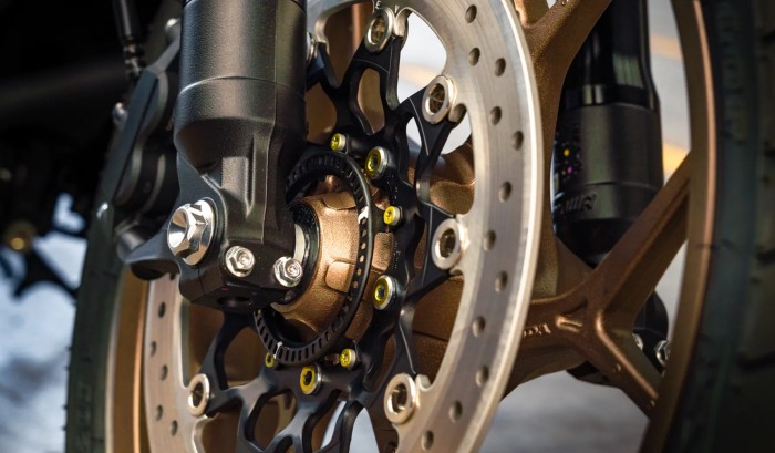 Disc Brakes with ABS Disc Brakes with ABS
