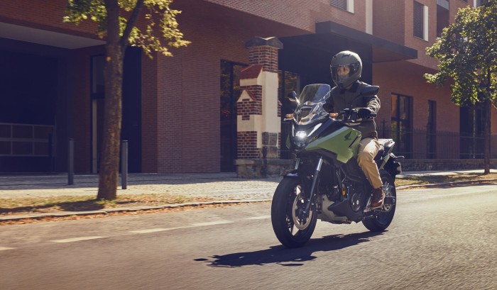 Streamlined Ergonomic Design Streamlined Ergonomic Design