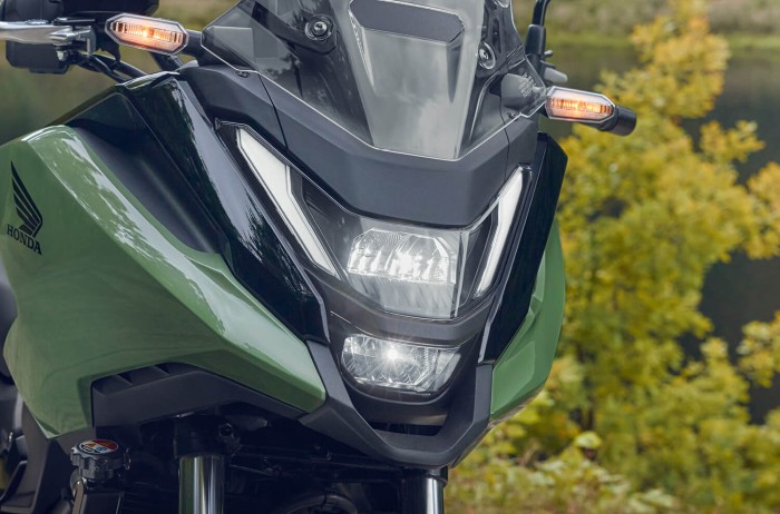 Distinctive LED Headlight Distinctive LED Headlight