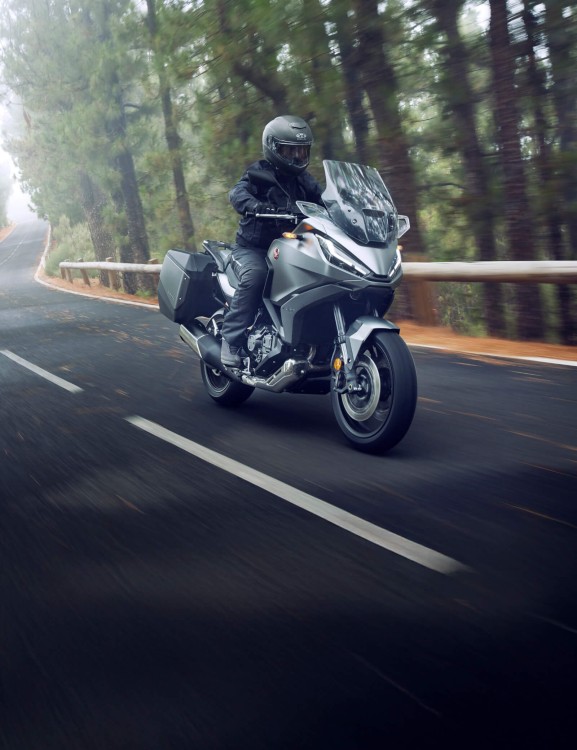 nt1100-product-page-hero-mobile-1600x2080-v2