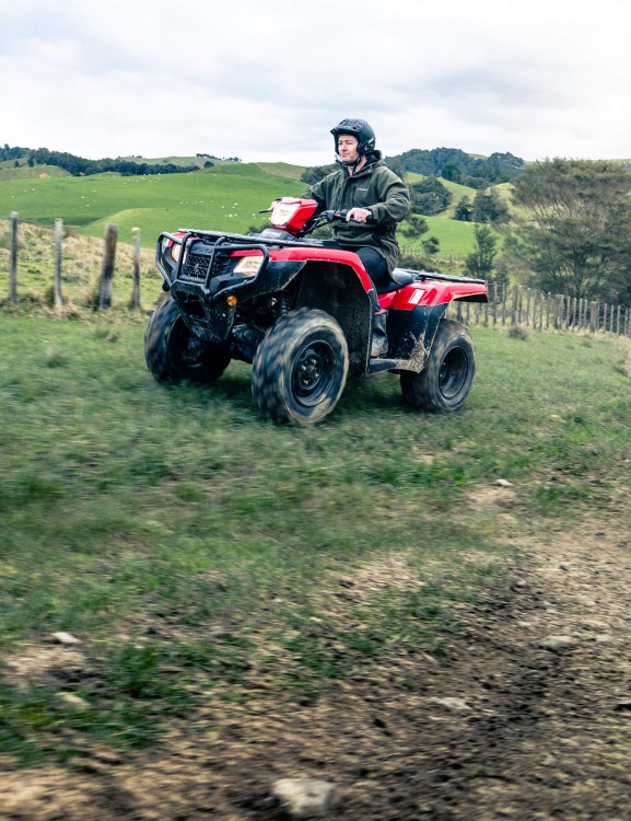 trx520fm2-product-page-hero-mobile-1600x2080-v3