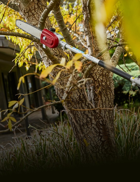 extension-pole-versatool-attachment-product-page-hero-mobile-1600x2080-v2-min