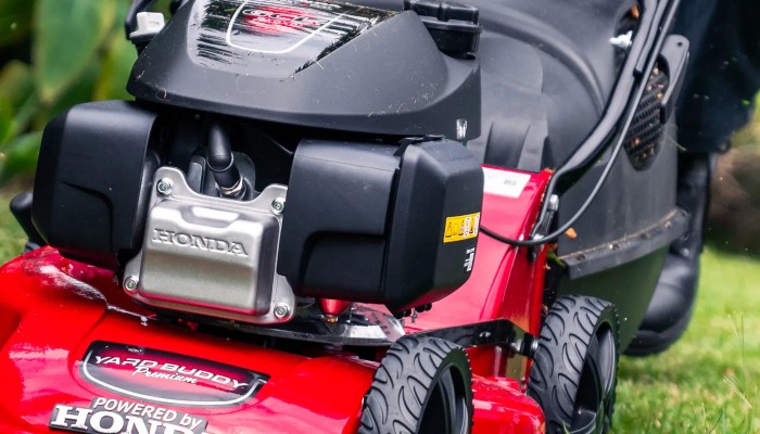 High velocity air cleaner