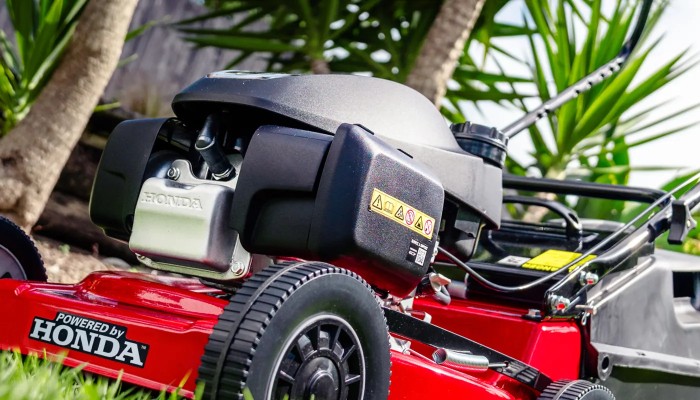 High velocity air cleaner